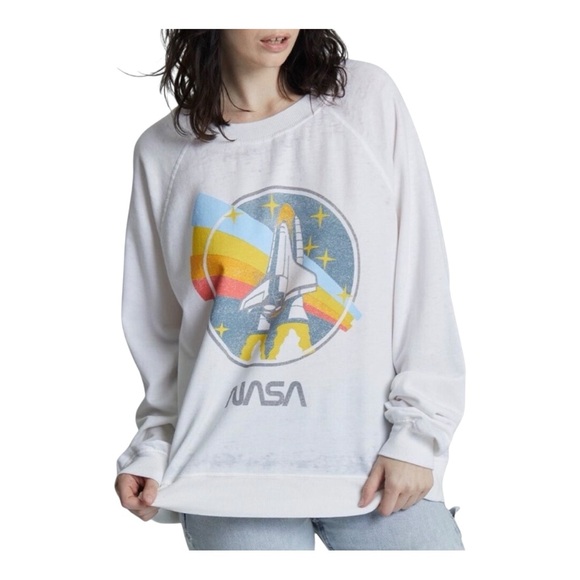RECYCLED KARMA NASA
Oversized Sweatshirt Sz M
Graphic Sheer Cotton Rayon
Blend - Picture 2 of 6
